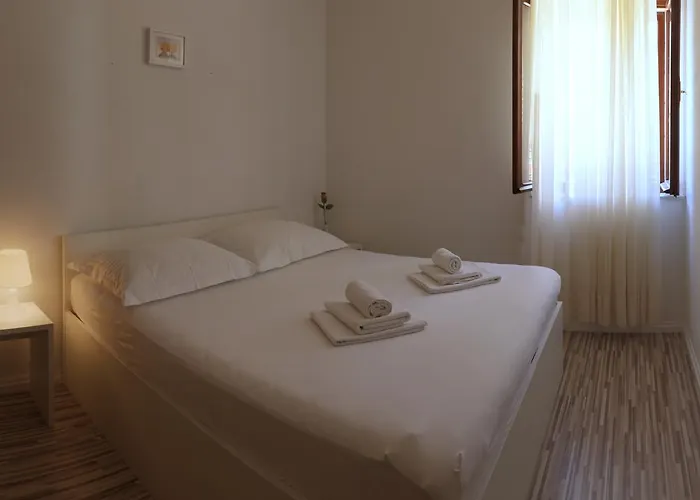 Πανσιόν Sd House Μπολ